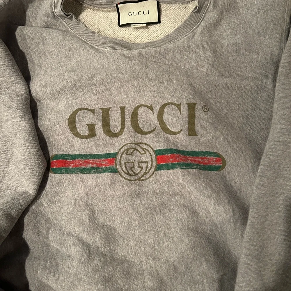 Gucci Gray Logo Crewneck Sweater - Picture 2 of 7